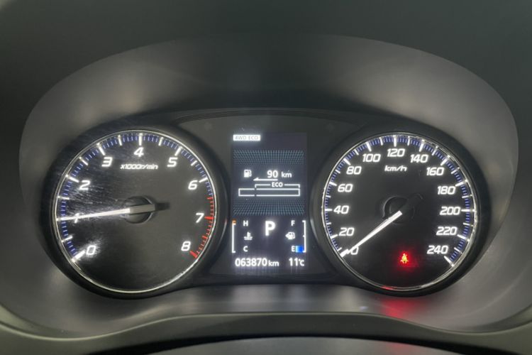 Used Mitsubishi Outlander 2018 2.4L 4x4 Elite Edition 5 Seats Odometer Close Up