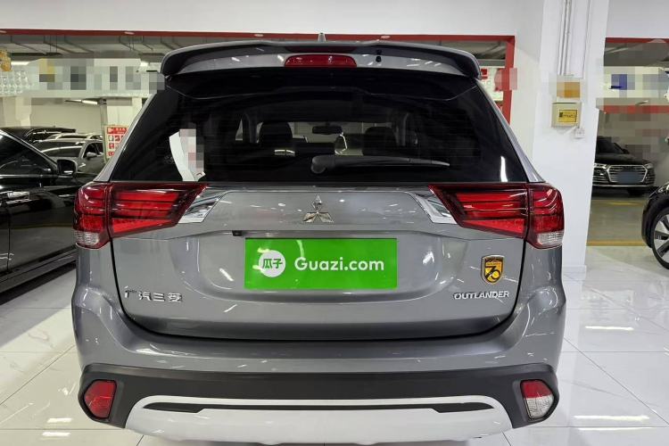 Used Mitsubishi Outlander 2020 2.0L Two-Wheel Drive Enjoyment Version 5 Seats Exterior 4