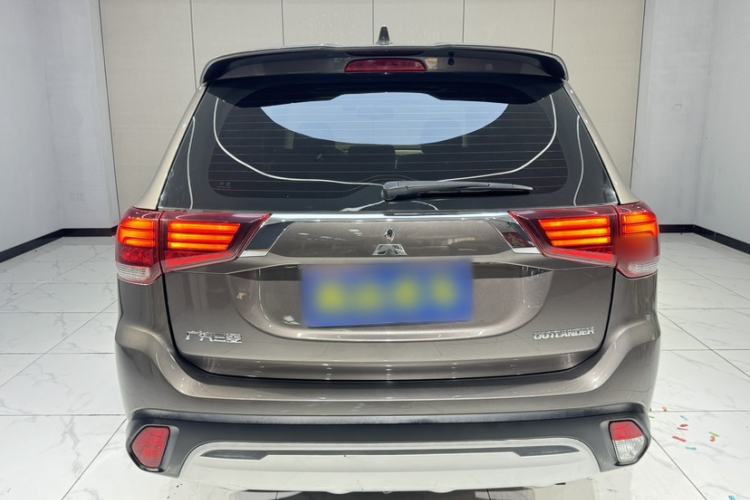Used Mitsubishi Outlander 2019 2.0L Two-Wheel Drive Comfort Edition 5 Seats China VI Standard Exterior 5
