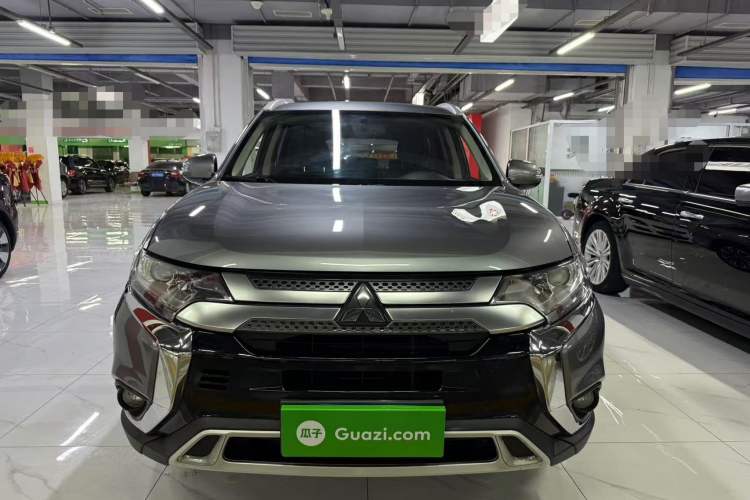 Used Mitsubishi Outlander 2020 2.0L Two-Wheel Drive Enjoyment Version 5 Seats Exterior 5