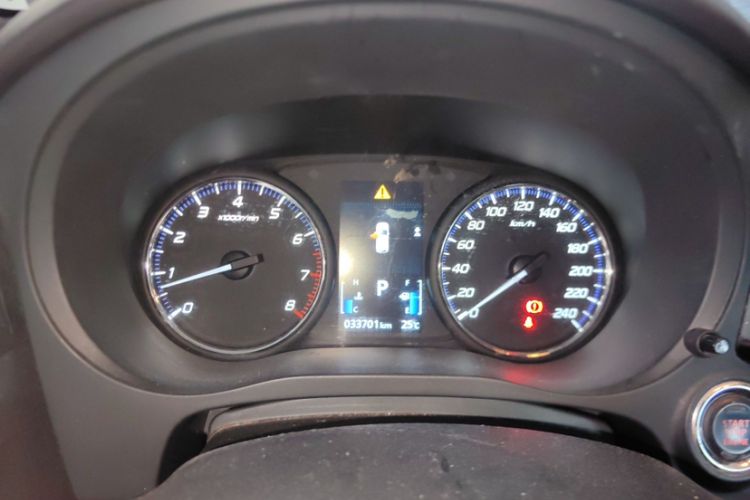Used Mitsubishi Outlander 2019 2.0L Two-Wheel Drive Comfort Edition 5 Seats China V Standard Odometer Close Up