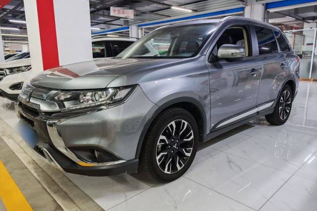 Used Mitsubishi Outlander 2020 2.0L Two-Wheel Drive Enjoyment Version 5 Seats