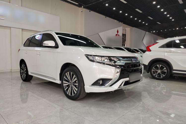 Used Mitsubishi Outlander 2021 Revised Version 2.0L Two-Wheel Drive Enjoyment Edition 5 Seats Exterior 7