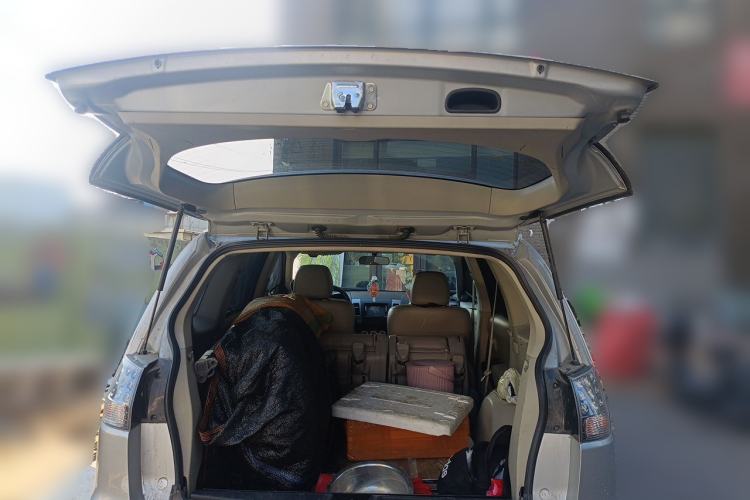 Used Mitsubishi Outlander 2006 3.0 Luxury Model Trunk