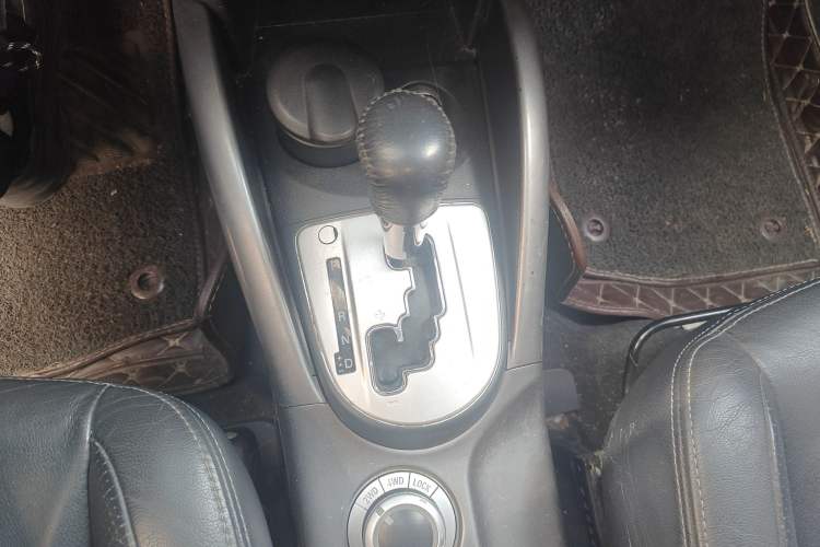 Used Mitsubishi Outlander 2007 2.4 Fashion Edition Gear Lever