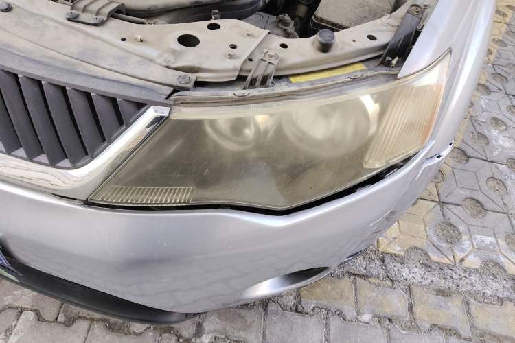 Used Mitsubishi Outlander 2007 2.4 Fashion Edition Engine Bay Left