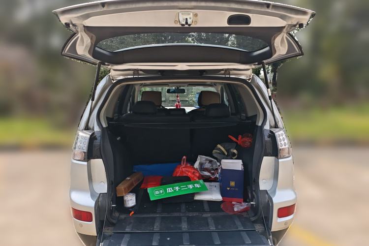 Used Mitsubishi Outlander 2007 2.4 Fashion Edition Trunk