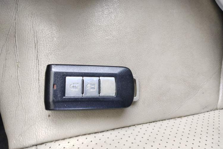 Used Mitsubishi Outlander 2007 2.4 Fashion Edition Vehicle Key