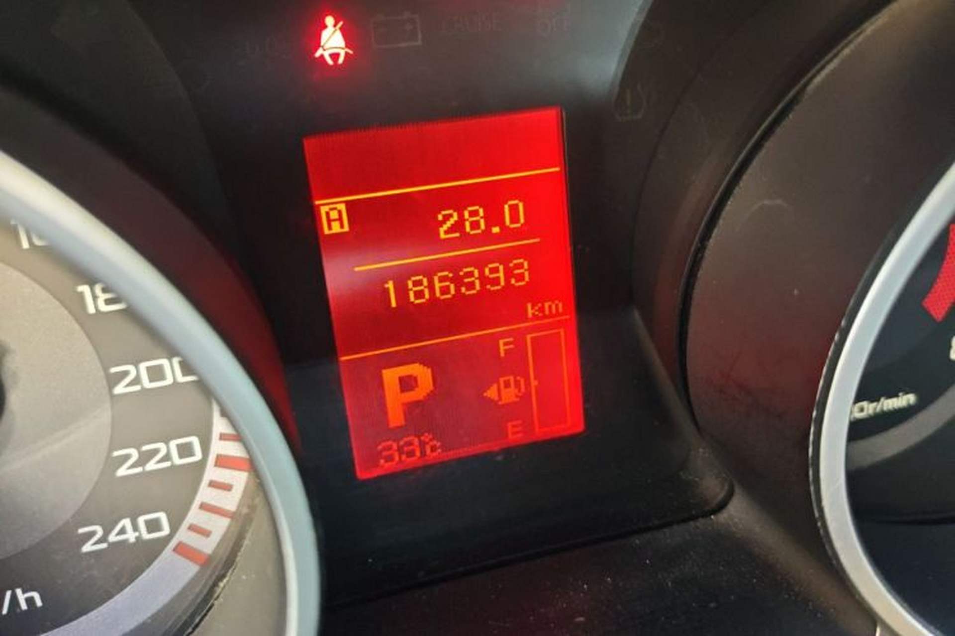Used Mitsubishi Outlander 2008 3.0 Luxury Edition Odometer Close Up