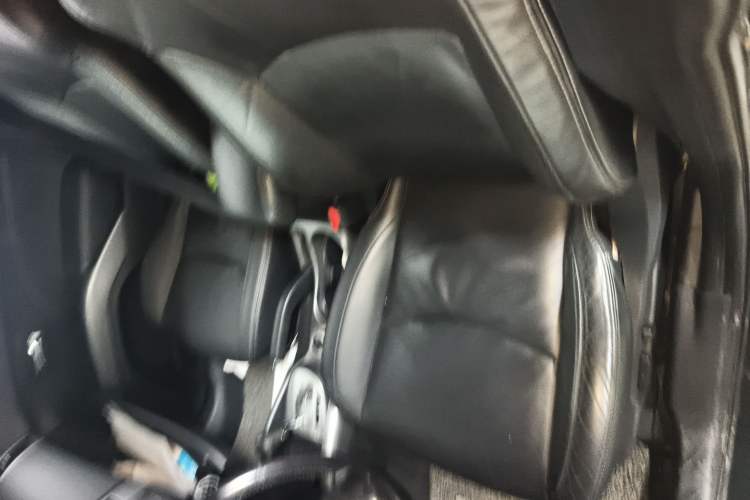 Used Mitsubishi Outlander 2009 3.0 Luxury Edition Left Front Seat