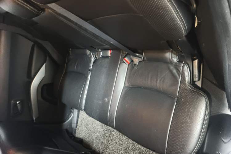 Used Mitsubishi Outlander 2009 3.0 Luxury Edition Left Rear Seat