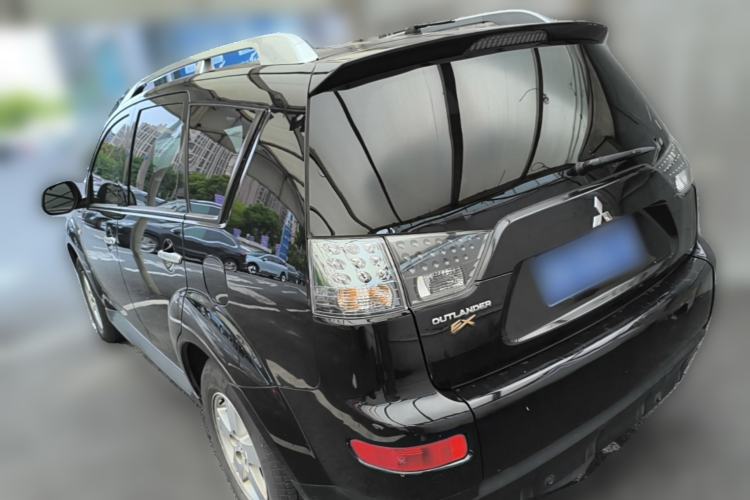 Used Mitsubishi Outlander 2009 2.4 Fashion Edition Rear Left 45 Deg
