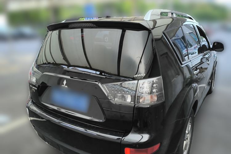 Used Mitsubishi Outlander 2009 2.4 Fashion Edition Rear Right 45 Deg