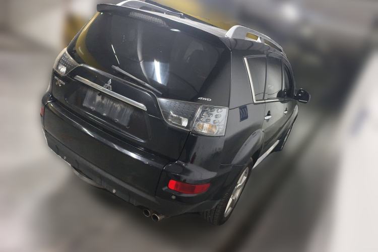 Used Mitsubishi Outlander 2009 3.0 Luxury Edition Rear Right 45 Deg