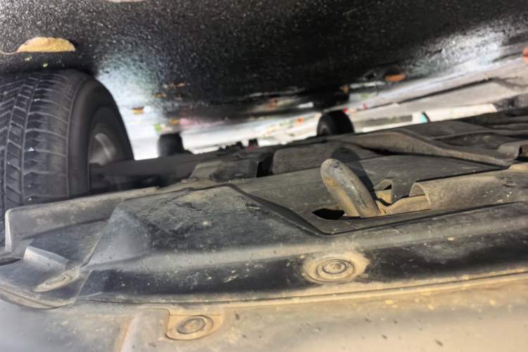 Used Mitsubishi Outlander 2010 Kijang 2.0 Sport Edition Chassis Front Left