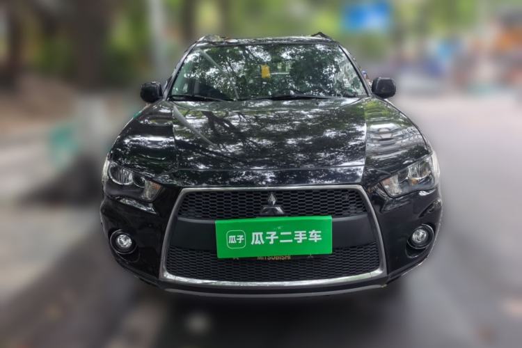 Used Mitsubishi Outlander 2010 Kijang 2.0 Sport Edition Front