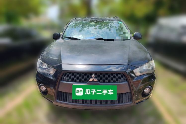 Used Mitsubishi Outlander 2010 Kijang 2.0 Sport Edition Front