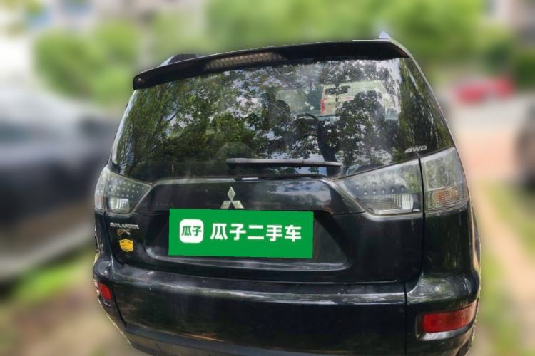 Used Mitsubishi Outlander 2010 Kijang 2.0 Sport Edition Rear