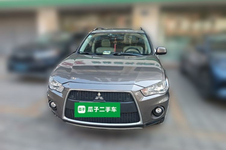 Used Mitsubishi Outlander 2010 Kinhui 2.4 Fashion Edition Front