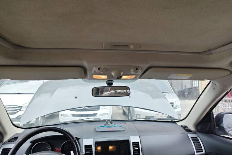 Used Mitsubishi Outlander 2010 Kinhui 2.4 Fashion Edition Headliner