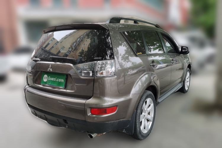 Used Mitsubishi Outlander 2010 Kinhui 2.4 Fashion Edition Rear Right 45 Deg