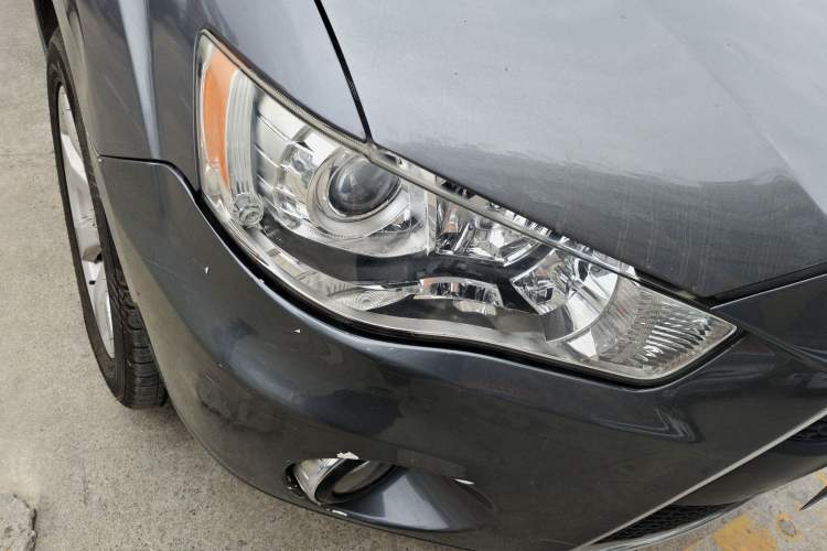 Used Mitsubishi Outlander 2010 Kinhui 2.4 Fashion Edition Right Front Headlight