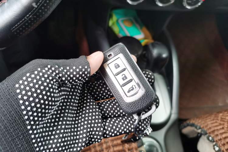 Used Mitsubishi Outlander 2010 Kinhui 2.4 Fashion Edition Vehicle Key