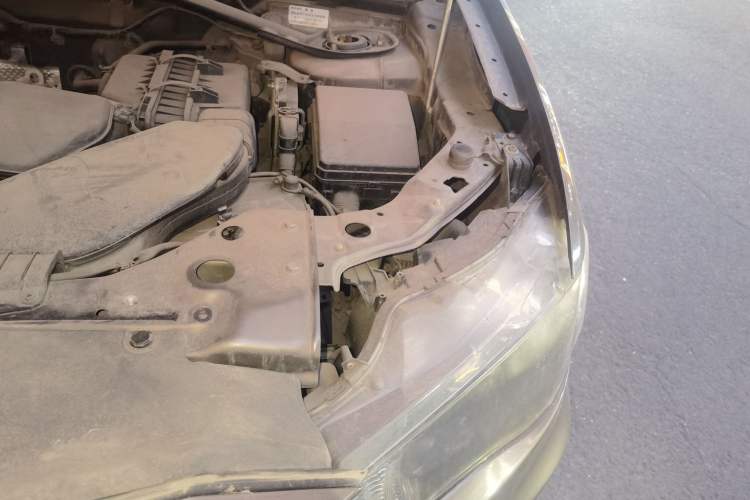 Used Mitsubishi Outlander 2010 Kijang 2.0 Sport Edition Engine Bay Left