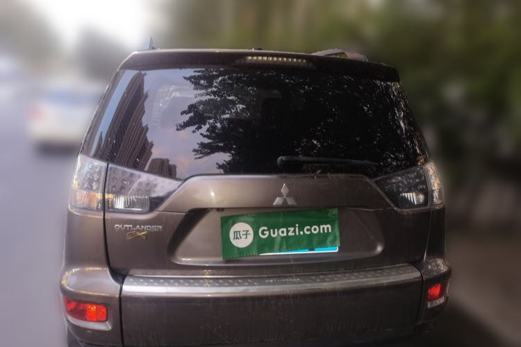 Used Mitsubishi Outlander 2010 Kijang 2.0 Sport Edition Rear