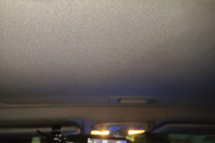 Used Mitsubishi Outlander 2010 Kinhui 2.4 Fashion Edition Headliner