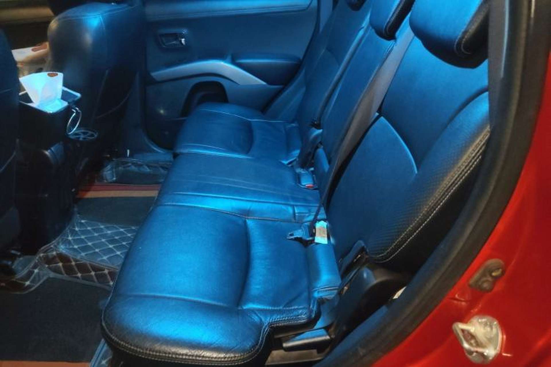 Used Mitsubishi Outlander 2010 Kinhui 2.4 Fashion Edition Left Rear Seat