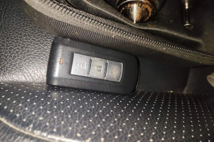 Used Mitsubishi Outlander 2010 Kinhui 2.4 Fashion Edition Vehicle Key