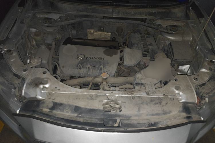 Used Mitsubishi Outlander 2010 Kinhui 2.4 Fashion Edition Engine Bay