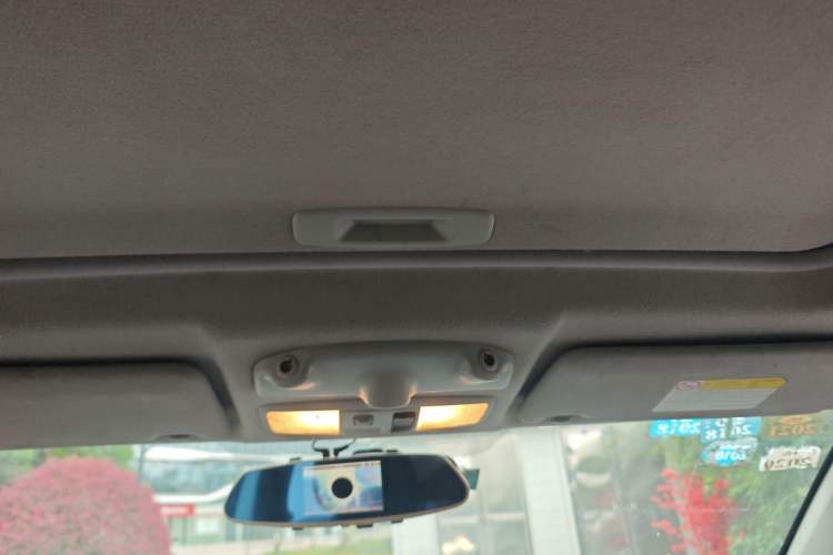 Used Mitsubishi Outlander 2010 Kijang 3.0 Luxury Edition Headliner
