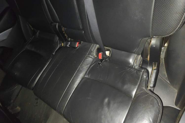 Used Mitsubishi Outlander 2010 Kinhui 2.4 Fashion Edition Left Rear Seat