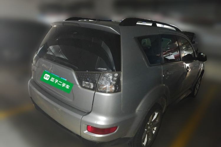 Used Mitsubishi Outlander 2010 Kinhui 2.4 Fashion Edition Rear Right 45 Deg