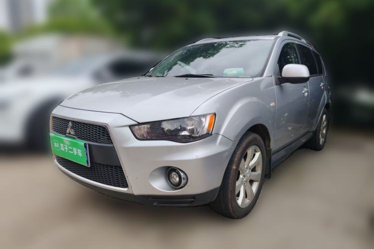 Used Mitsubishi Outlander 2010 Kijang 2.0 Sport Edition Guazi used car, China used car export, Used car for sale, Used  cars, Cheapest cars for sale