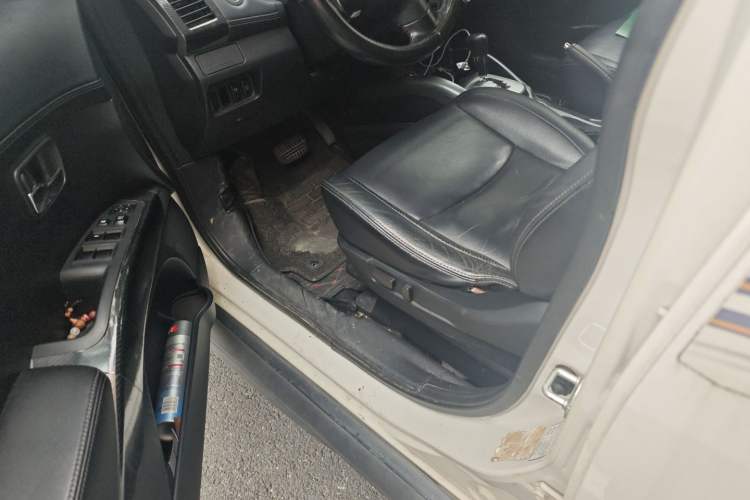 Used Mitsubishi Outlander 2010 Kinhui 2.4 Fashion Edition Driver Seat