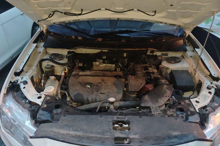 Used Mitsubishi Outlander 2010 Kinhui 2.4 Fashion Edition Engine Bay
