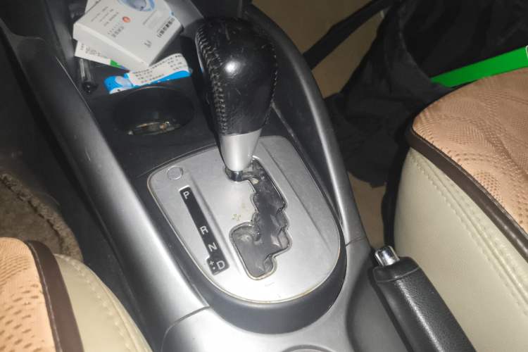 Used Mitsubishi Outlander 2010 Kinhui 2.4 Fashion Edition Gear Lever