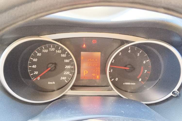 Used Mitsubishi Outlander 2010 Kijang 2.0 Sport Edition Instrument Cluster