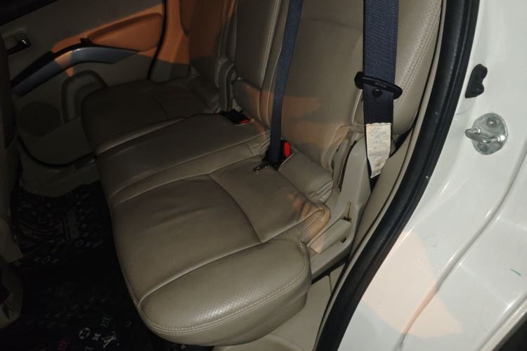 Used Mitsubishi Outlander 2010 Kinhui 2.4 Fashion Edition Left Rear Seat