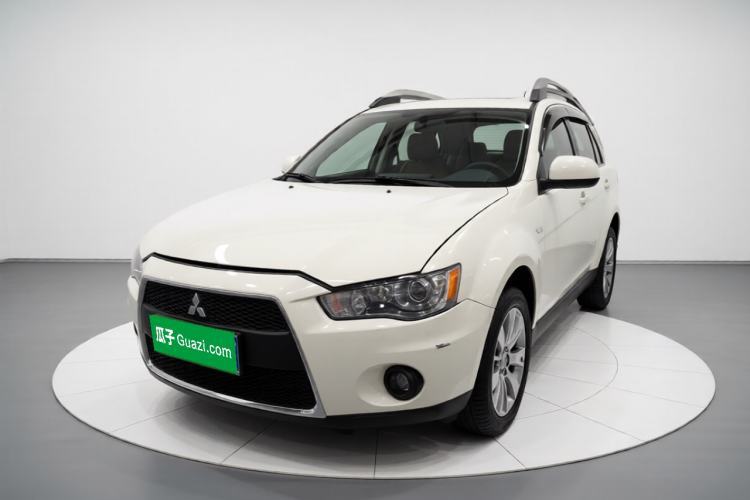 Used Mitsubishi Outlander 2010 Kinhui 2.4 Fashion Edition Guazi used car, China used car export, Used car for sale, Used cars, Cheapest cars for sale