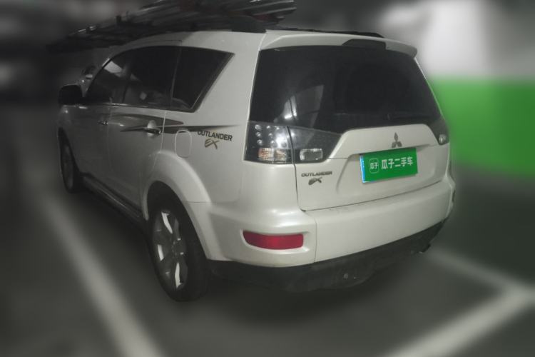 Used Mitsubishi Outlander 2010 Kinhui 2.4 Fashion Edition Rear Left 45 Deg