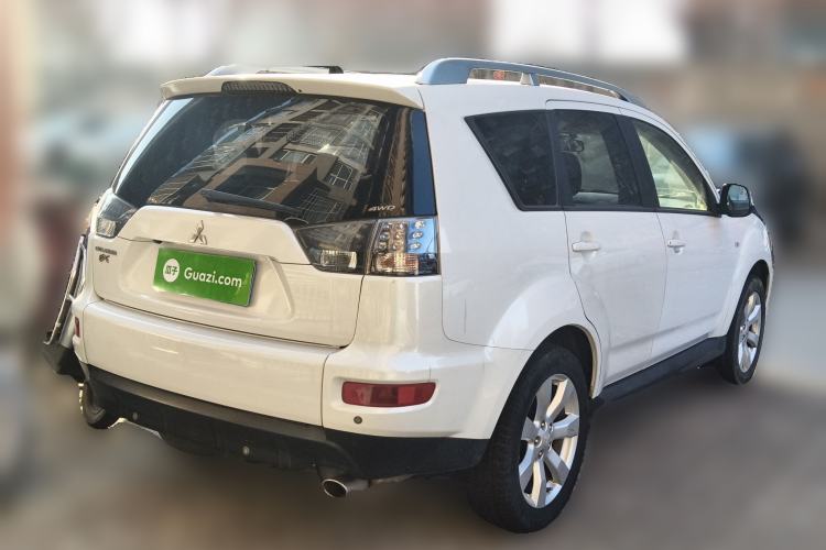 Used Mitsubishi Outlander 2010 Kijang 2.0 Sport Edition Rear Right 45 Deg