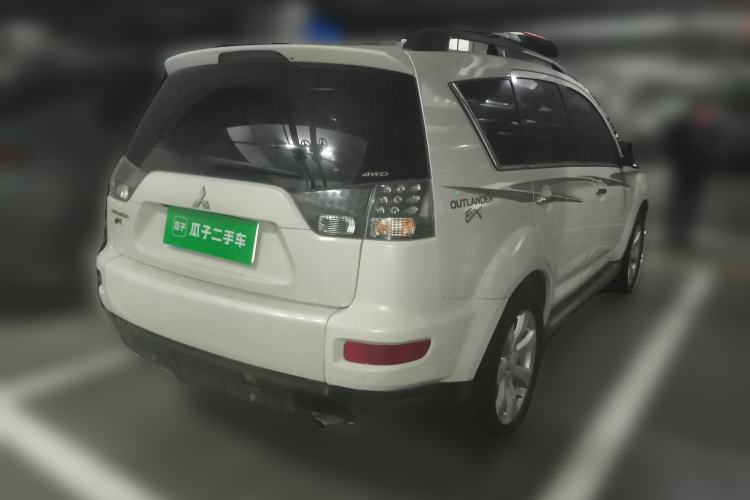 Used Mitsubishi Outlander 2010 Kinhui 2.4 Fashion Edition Rear Right 45 Deg