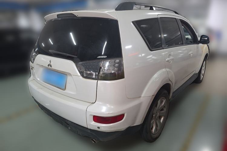 Used Mitsubishi Outlander 2010 Kinhui 2.4 Fashion Edition Rear Right 45 Deg