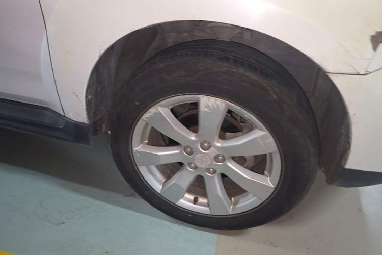 Used Mitsubishi Outlander 2010 Kinhui 2.4 Fashion Edition Right Front Wheel Hub
