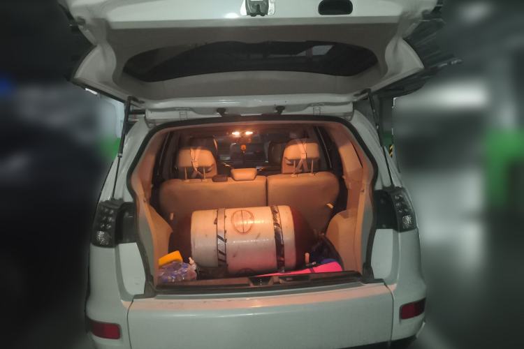 Used Mitsubishi Outlander 2010 Kinhui 2.4 Fashion Edition Trunk
