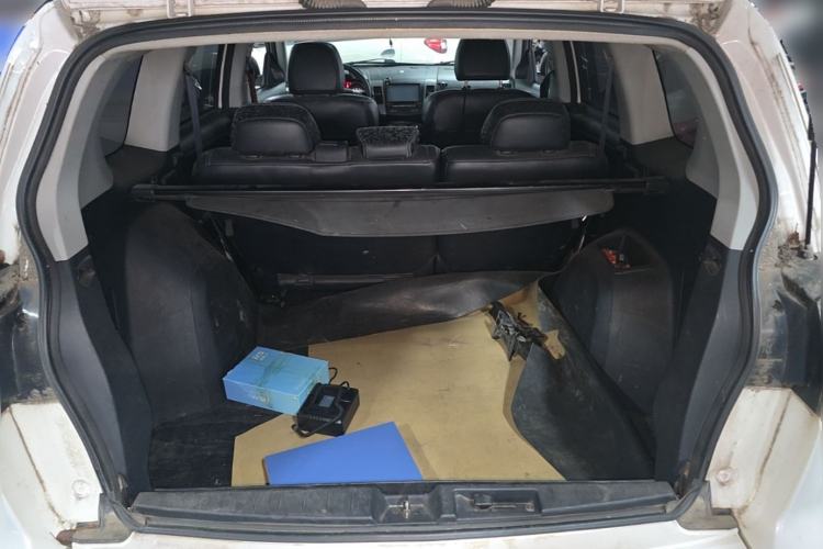 Used Mitsubishi Outlander 2010 Kinhui 2.4 Fashion Edition Trunk